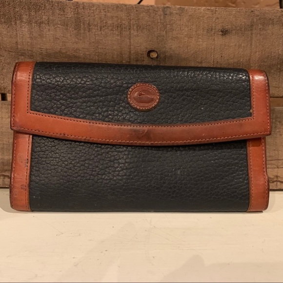 VINTAGE Dooney & Bourke Wallet